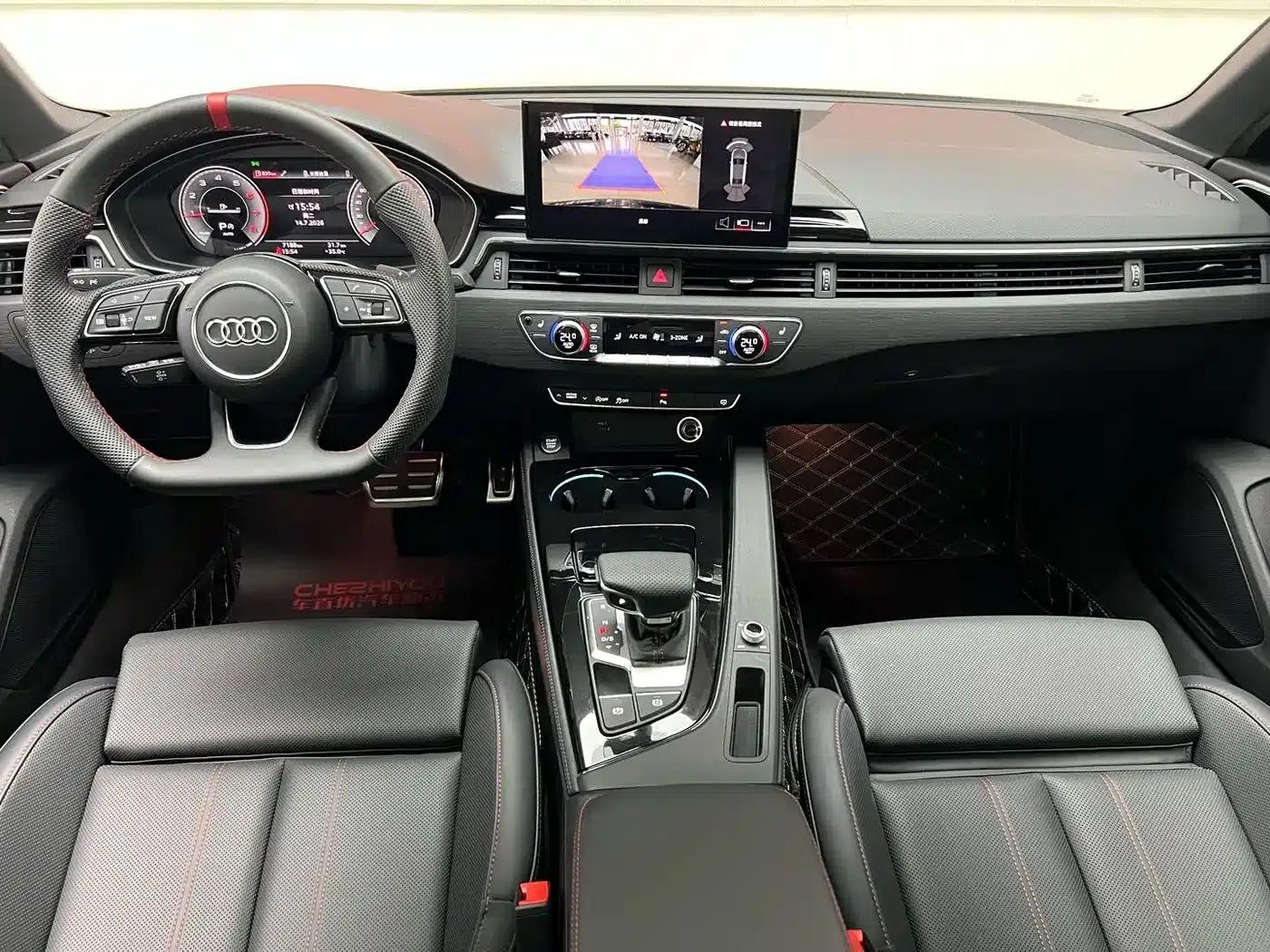Audi A4L 2025 2 Million Unit Enjoyment Edition 40 TFSI Luxury Dynamic Model — миниатюра 11