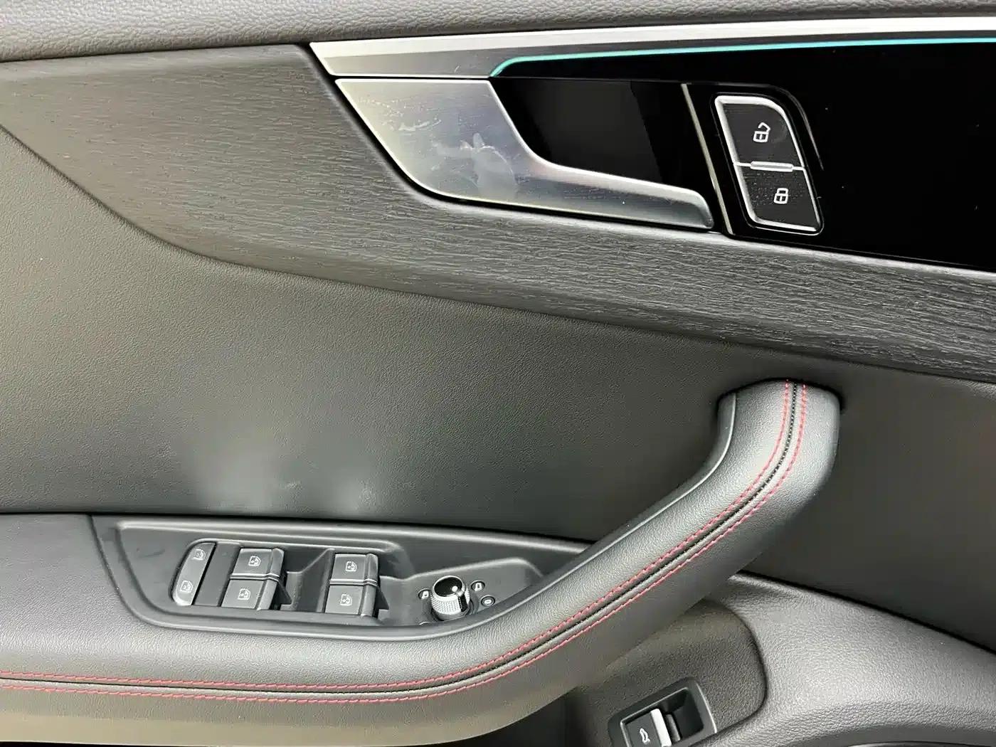 Audi A4L 2025 2 Million Unit Enjoyment Edition 40 TFSI Luxury Dynamic Model — миниатюра 18