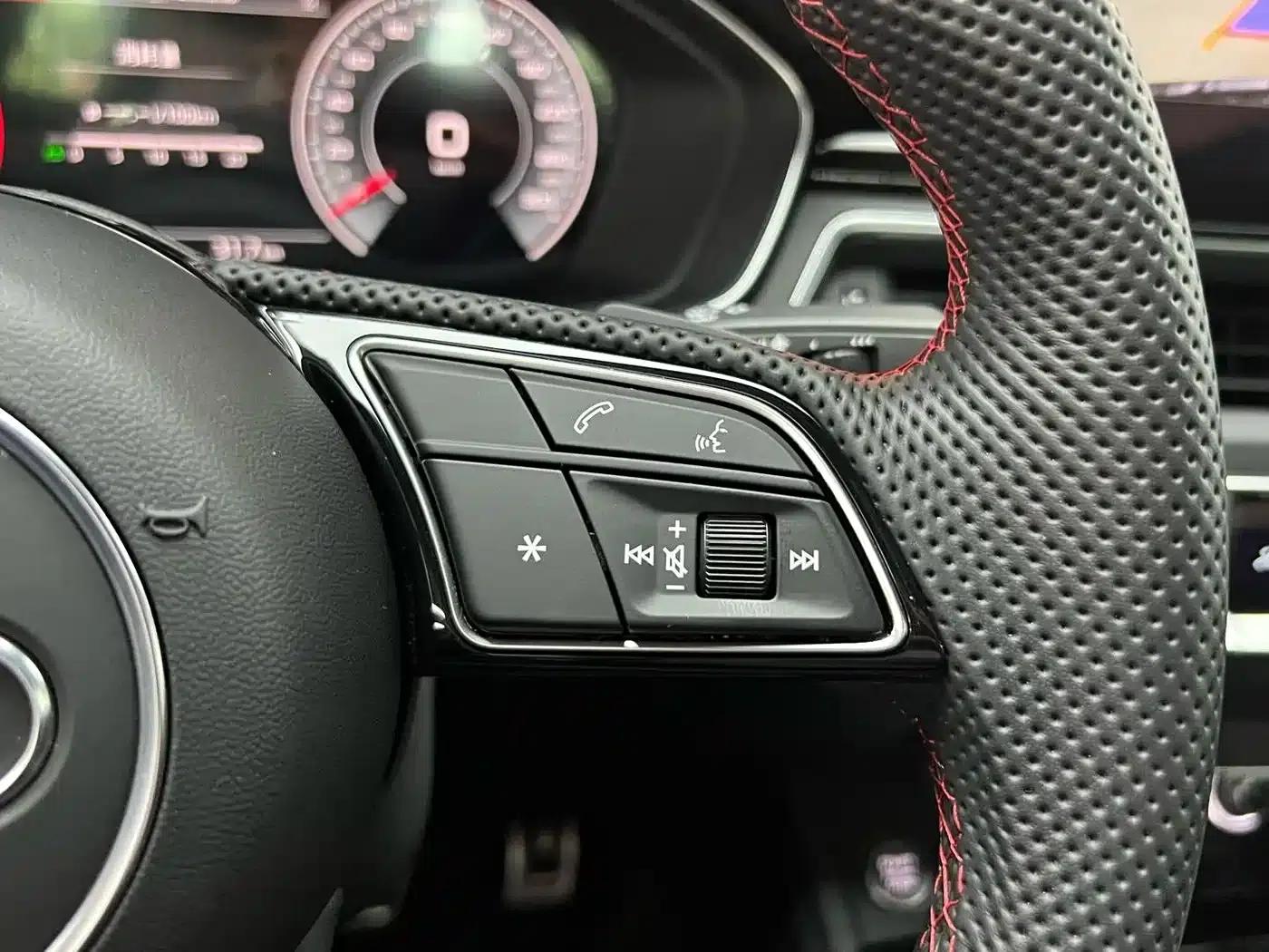 Audi A4L 2025 2 Million Unit Enjoyment Edition 40 TFSI Luxury Dynamic Model — миниатюра 21