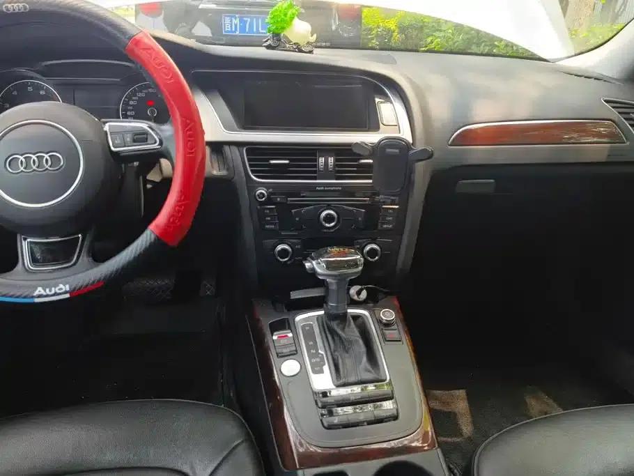 Audi A4L 2016 35 TFSI Classic Edition Automatic Standard Model — миниатюра 13