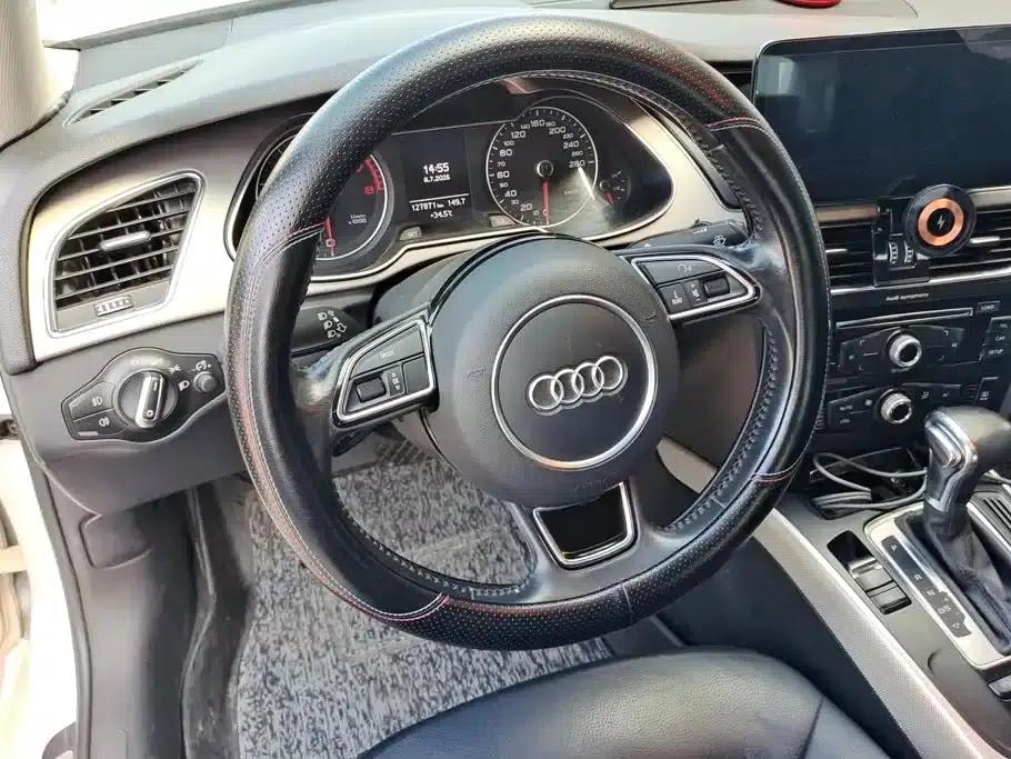Audi A4L 2013 35 TFSI Automatic Standard Edition — миниатюра 15