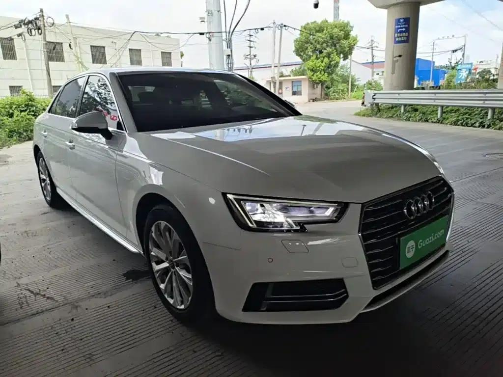 Audi A4L 2018 30th Anniversary Edition 40 TFSI Progressive — миниатюра 4