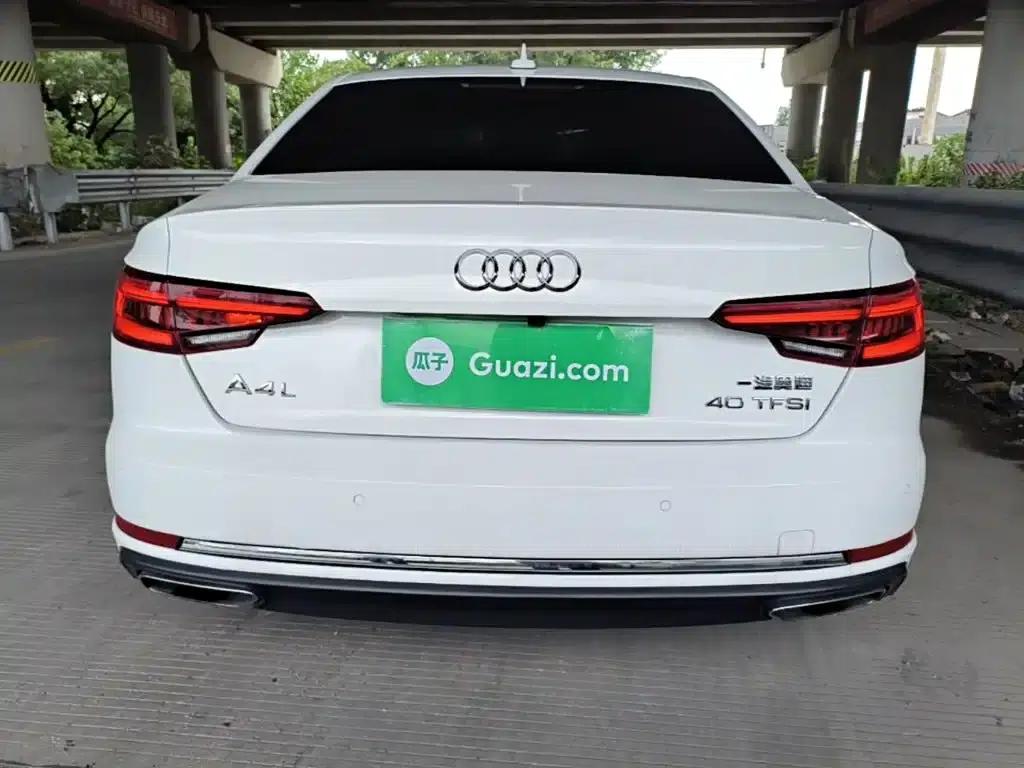 Audi A4L 2018 30th Anniversary Edition 40 TFSI Progressive — миниатюра 6