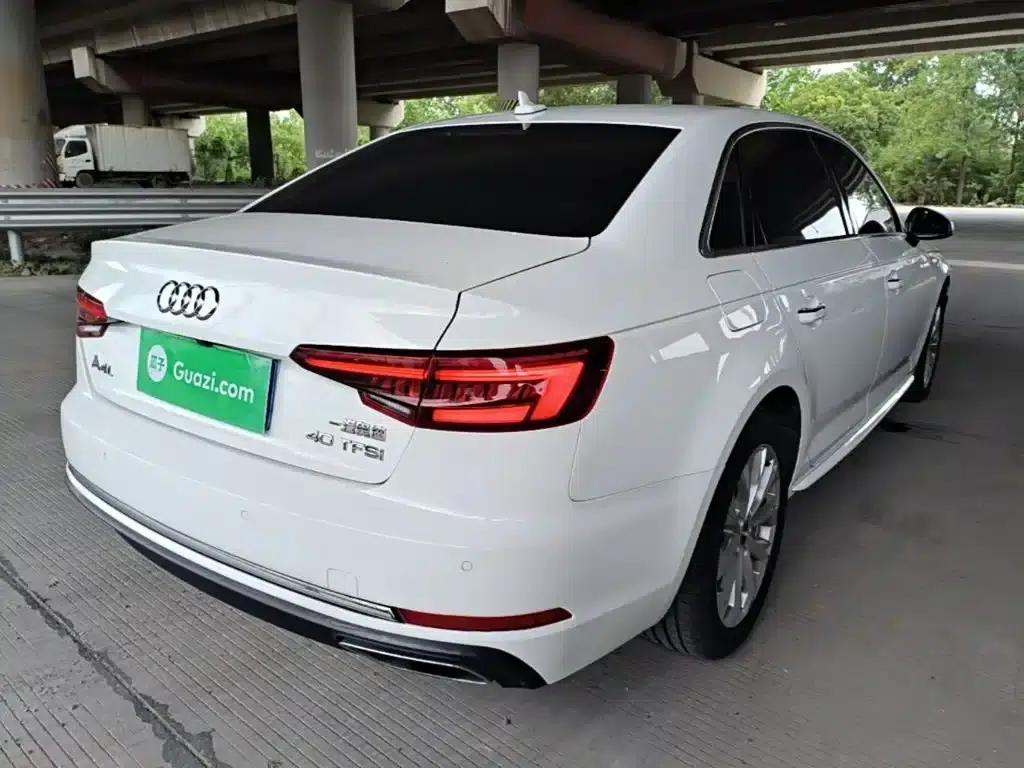 Audi A4L 2018 30th Anniversary Edition 40 TFSI Progressive — миниатюра 7