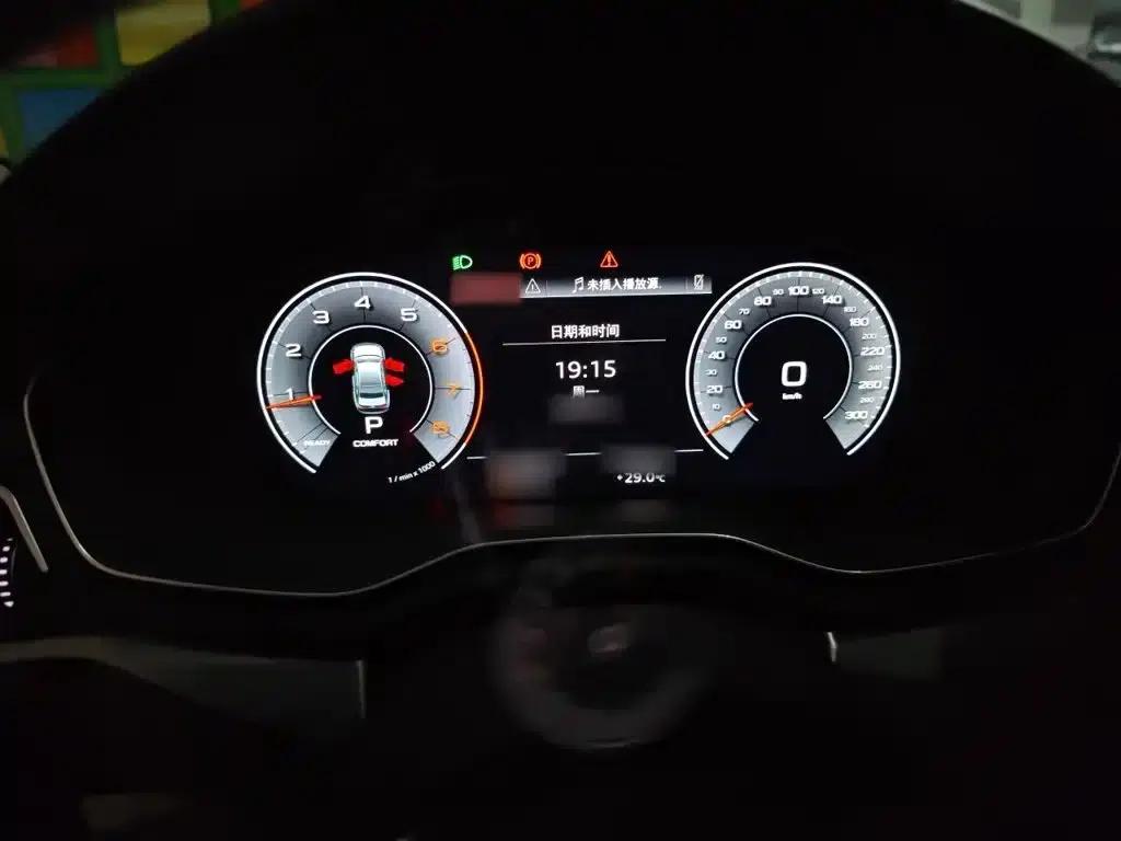 Audi A4L 2020 40 TFSI Fashion Dynamic Edition — миниатюра 4