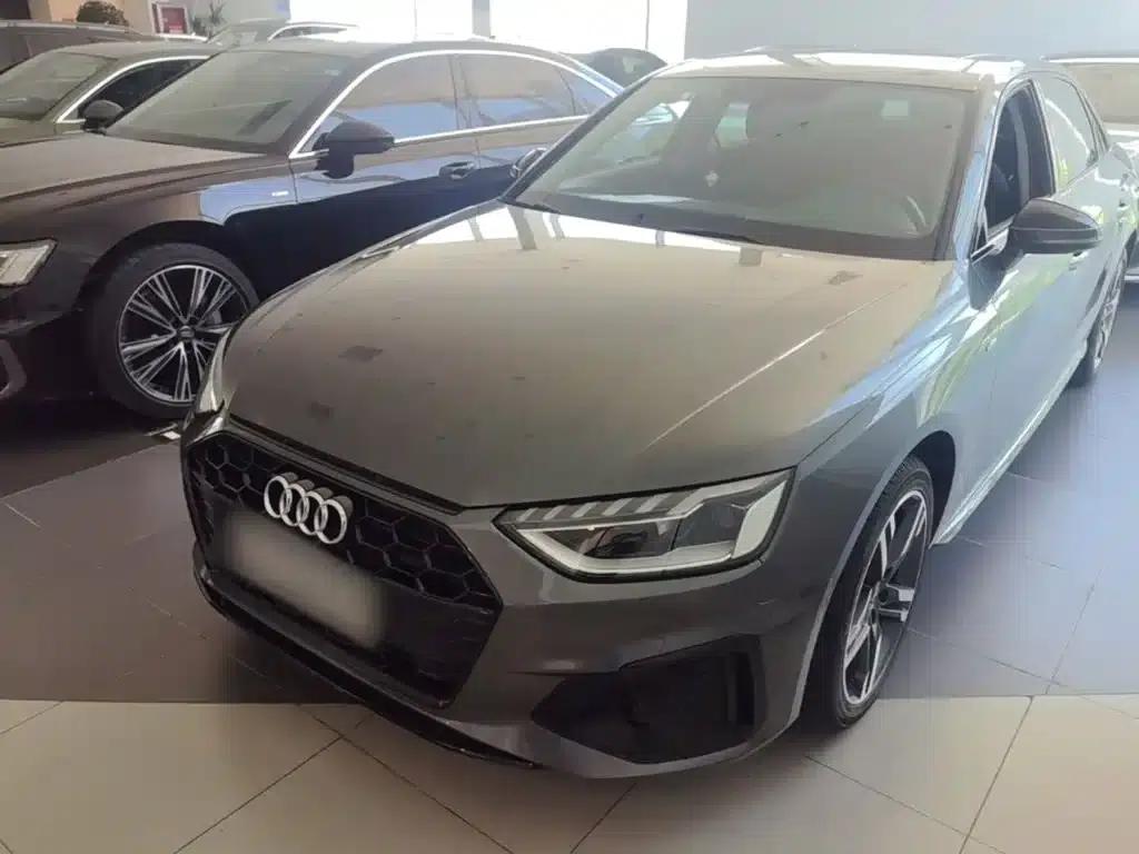 Audi A4L 2022 40 TFSI Luxury Dynamic — миниатюра 1