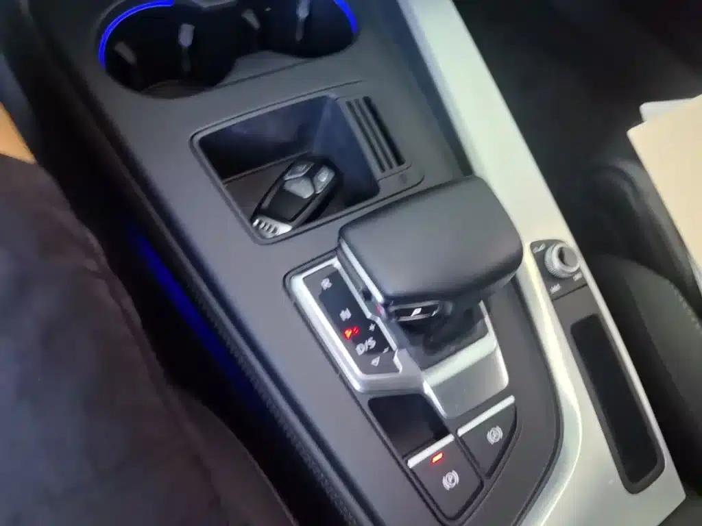 Audi A4L 2022 40 TFSI Luxury Dynamic — миниатюра 14
