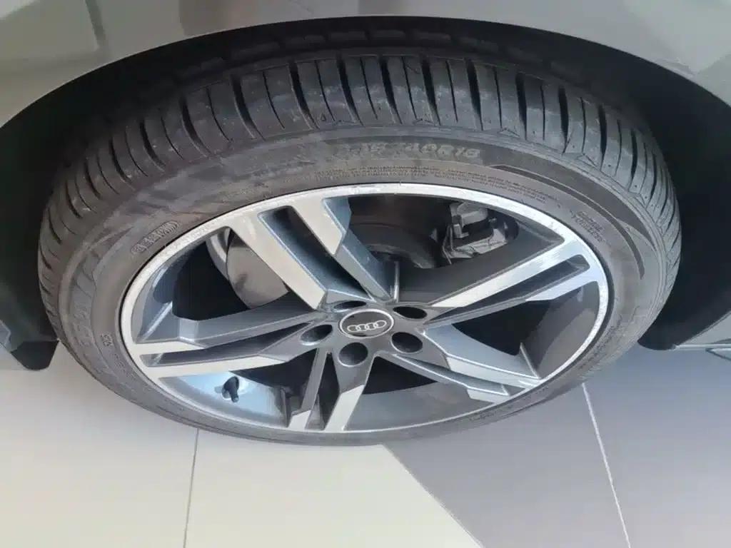 Audi A4L 2022 40 TFSI Luxury Dynamic — миниатюра 23