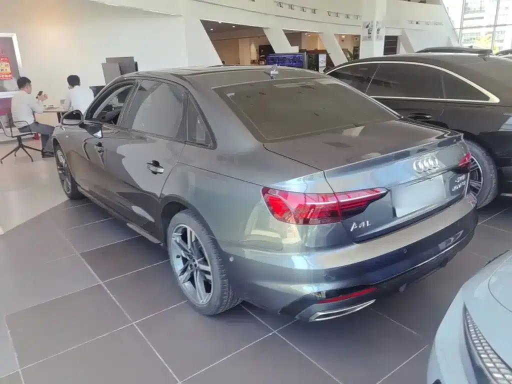 Audi A4L 2022 40 TFSI Luxury Dynamic — миниатюра 5