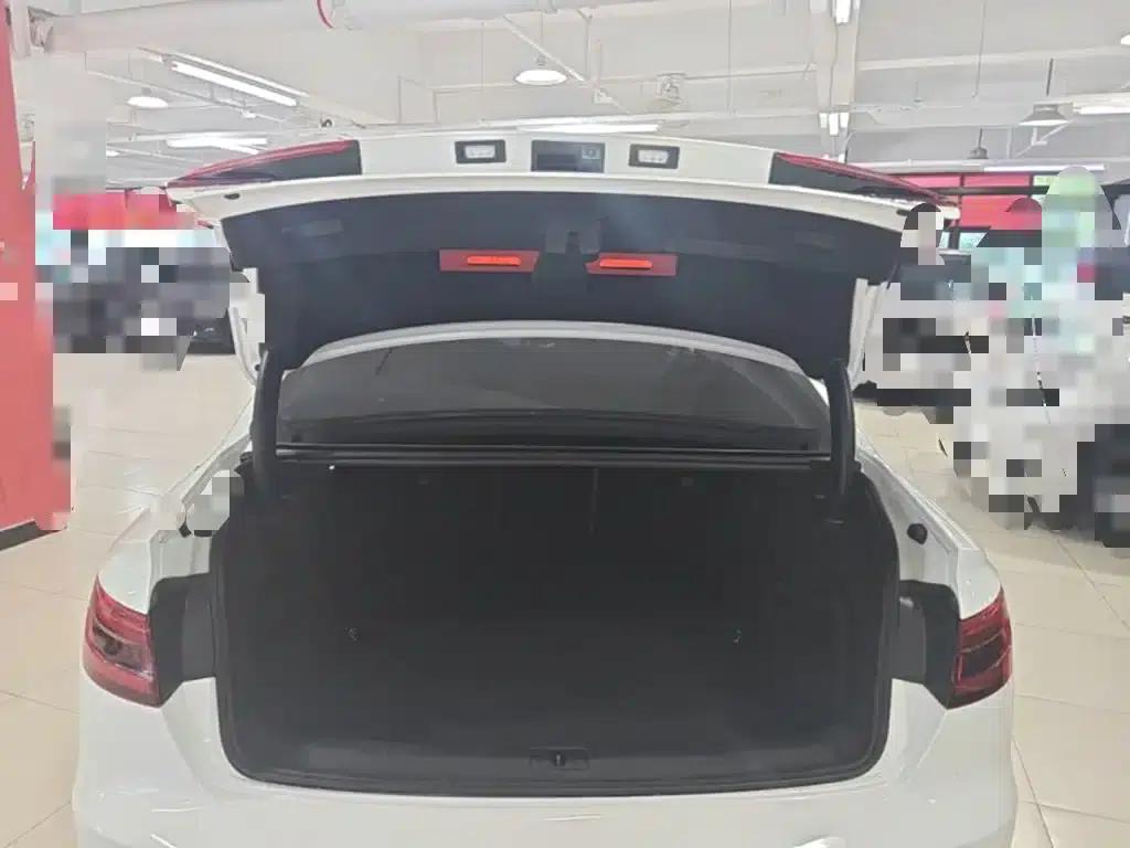 Audi A4L 2017 40 TFSI Fashion Edition — миниатюра 19