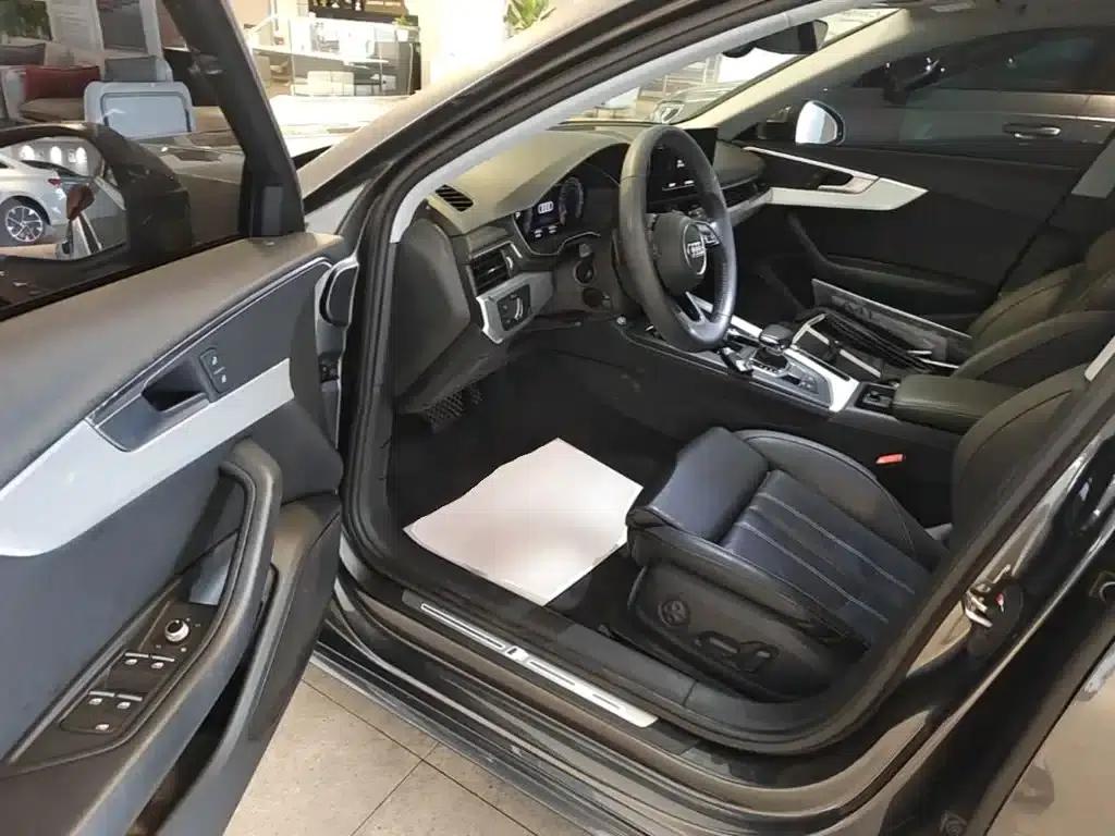 Audi A4L 2020 40 TFSI Luxury Dynamic — миниатюра 23
