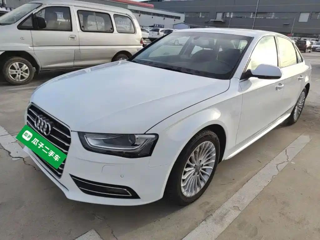 Audi A4L 2015 35 TFSI Automatic Technology Edition — миниатюра 2