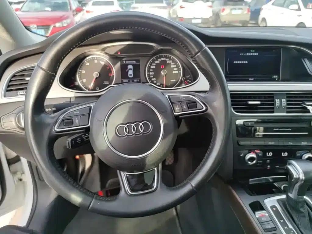 Audi A4L 2015 35 TFSI Automatic Technology Edition — миниатюра 11