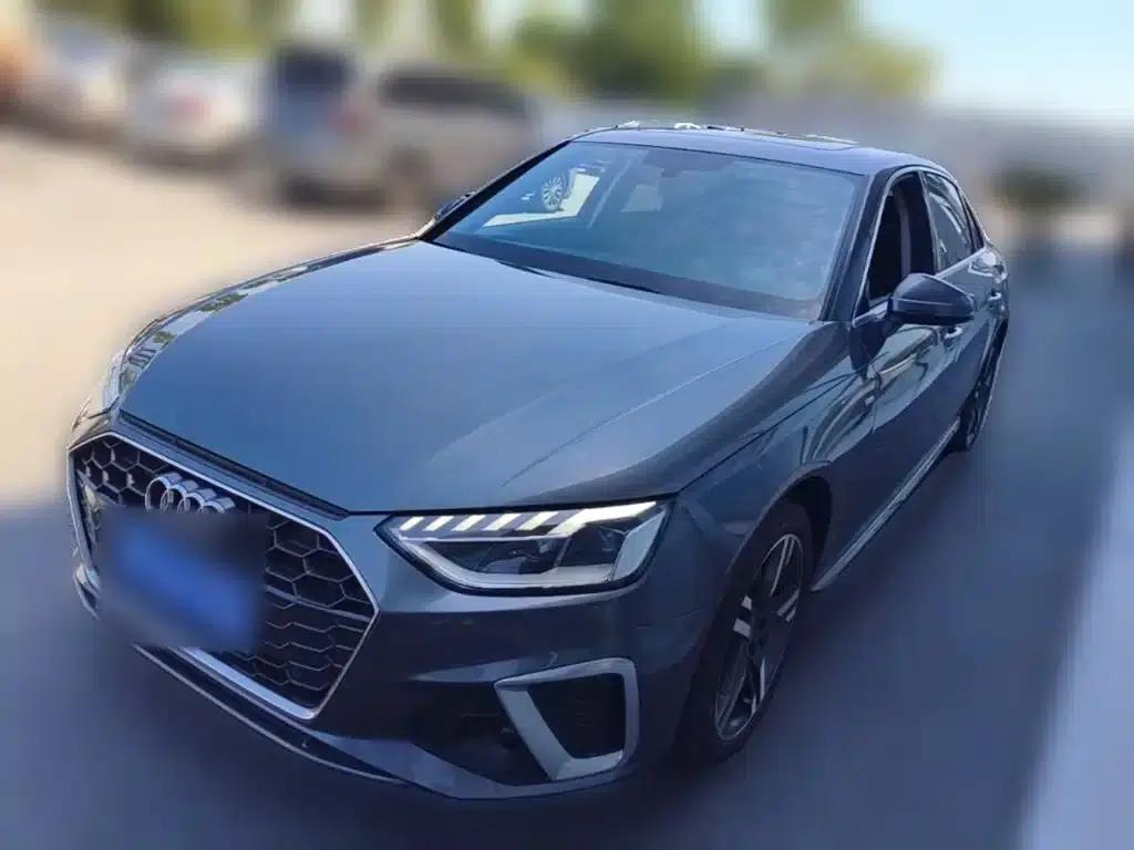 Audi A4L 2022 40 TFSI Fashion Dynamic Edition — миниатюра 1