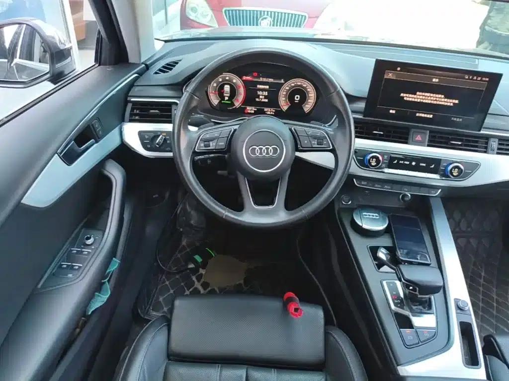 Audi A4L 2022 40 TFSI Fashion Dynamic Edition — миниатюра 17