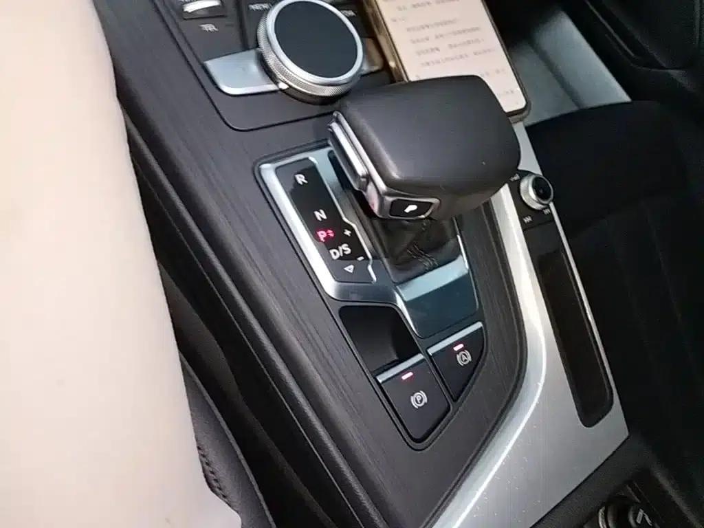 Audi A4L 2019 40 TFSI Fashion Edition (China VI Emission Standard) — миниатюра 14