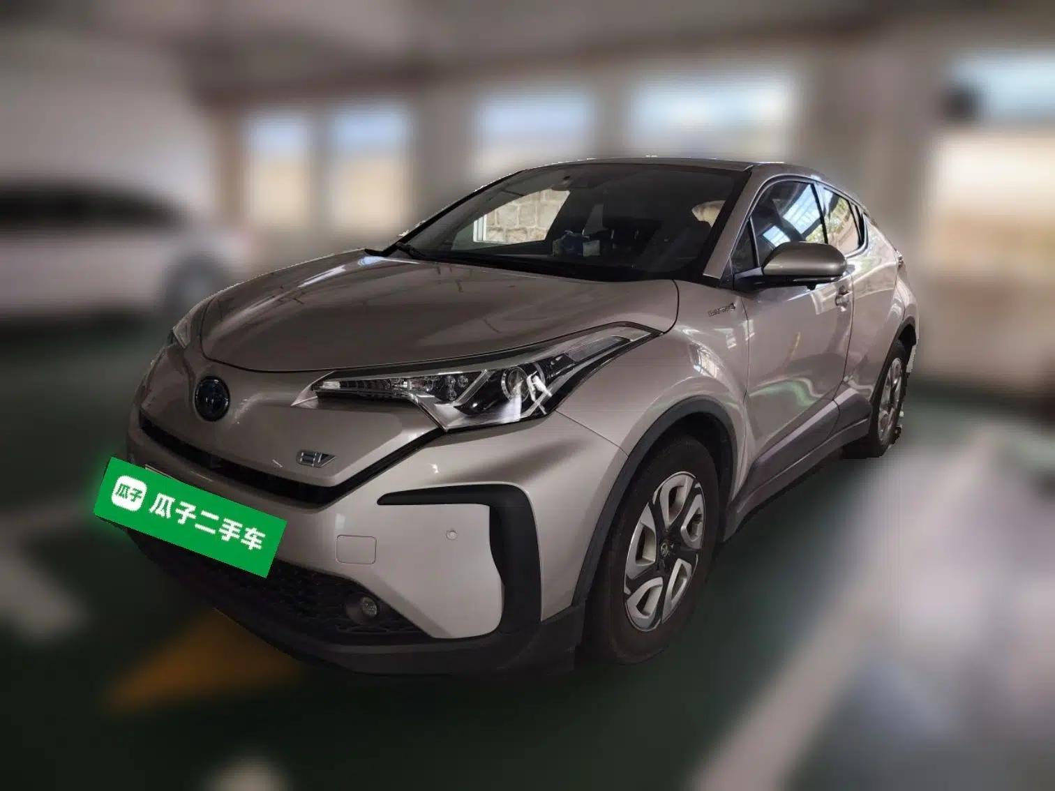 Toyota C-HR EV 2020 Luxury Sunroof Edition — миниатюра 1
