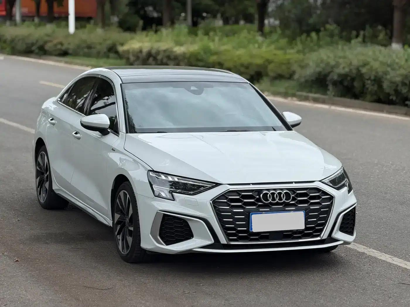 2022 Audi A3 A3L Limousine 35 TFSI Fashionable Elegant Model — миниатюра 3