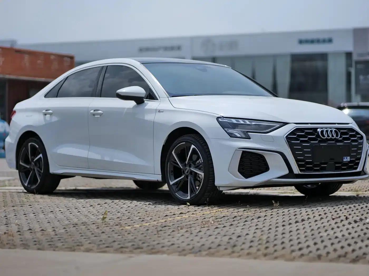 2022 Audi A3 A3L Limousine 35 TFSI Fashion Sport — миниатюра 3