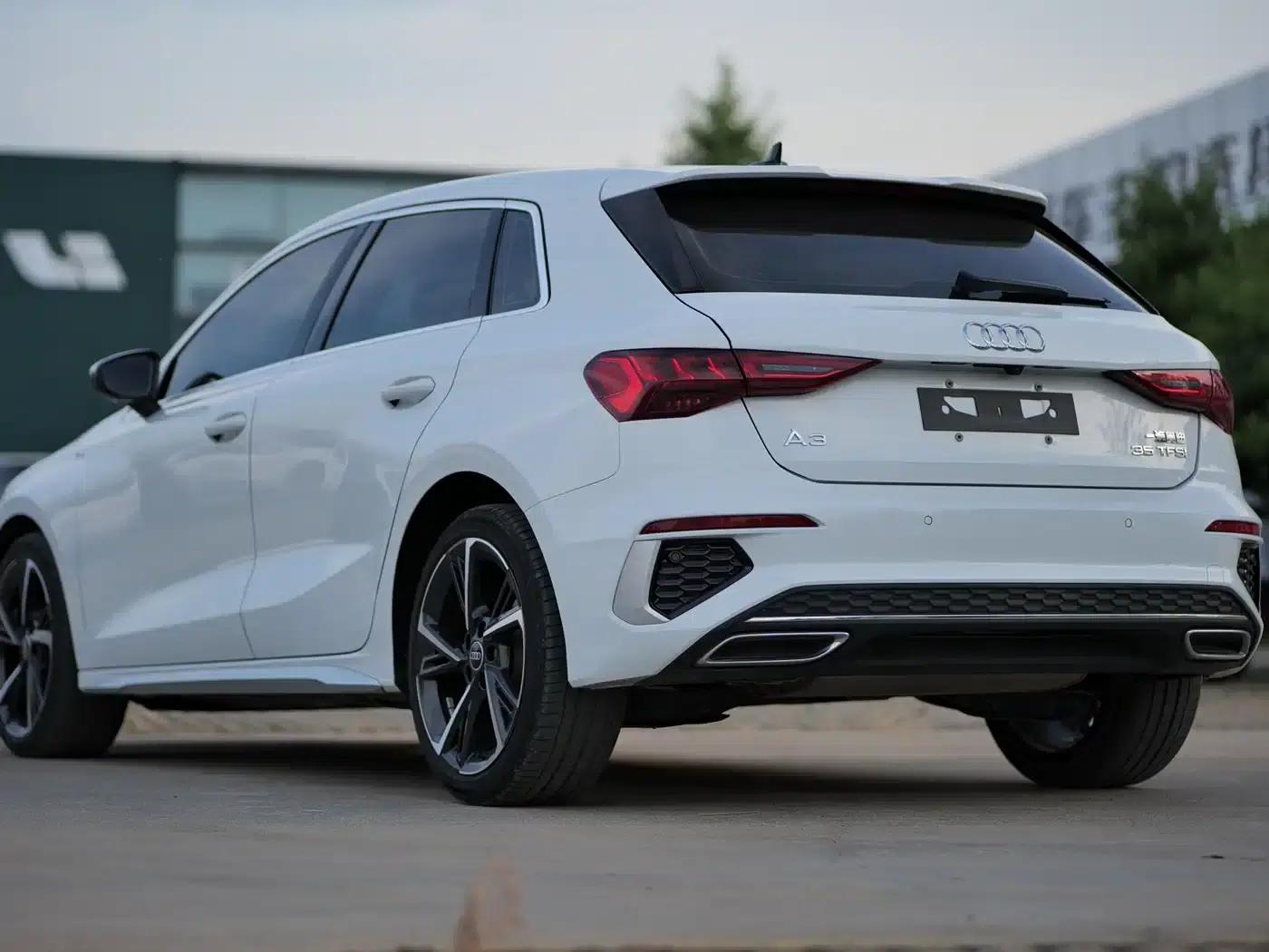 Audi A3 2022 Sportback 35 TFSI Fashion Sport — миниатюра 4