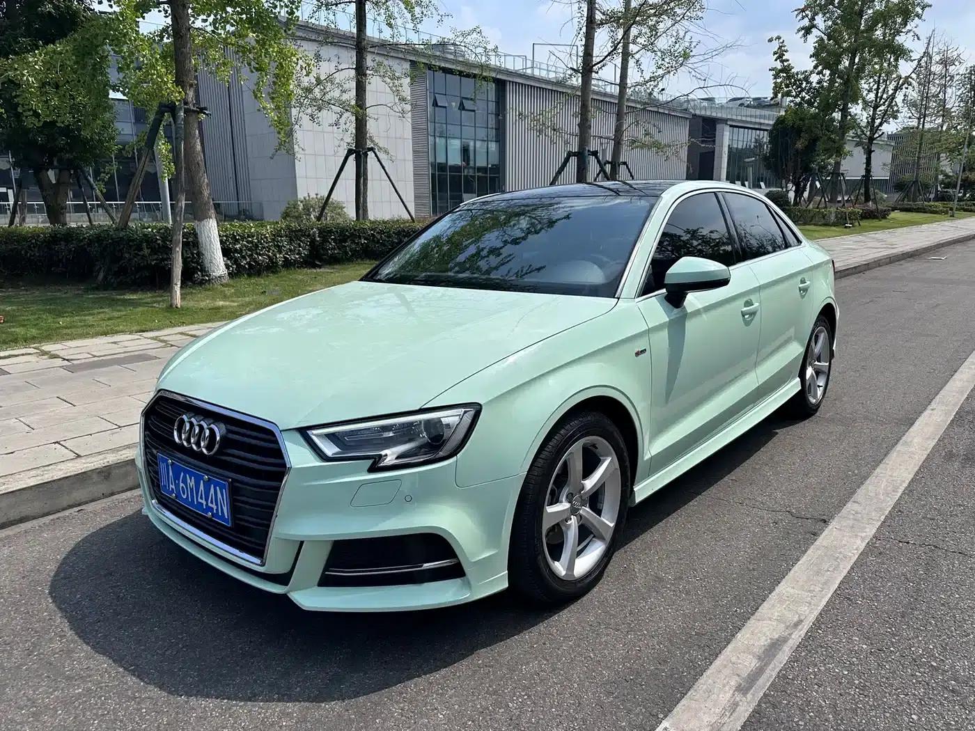 Audi A3 2018 30th Anniversary Edition Limousine 35 TFSI Fashion Model — миниатюра 1
