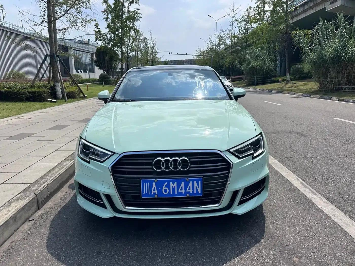 Audi A3 2018 30th Anniversary Edition Limousine 35 TFSI Fashion Model — миниатюра 2