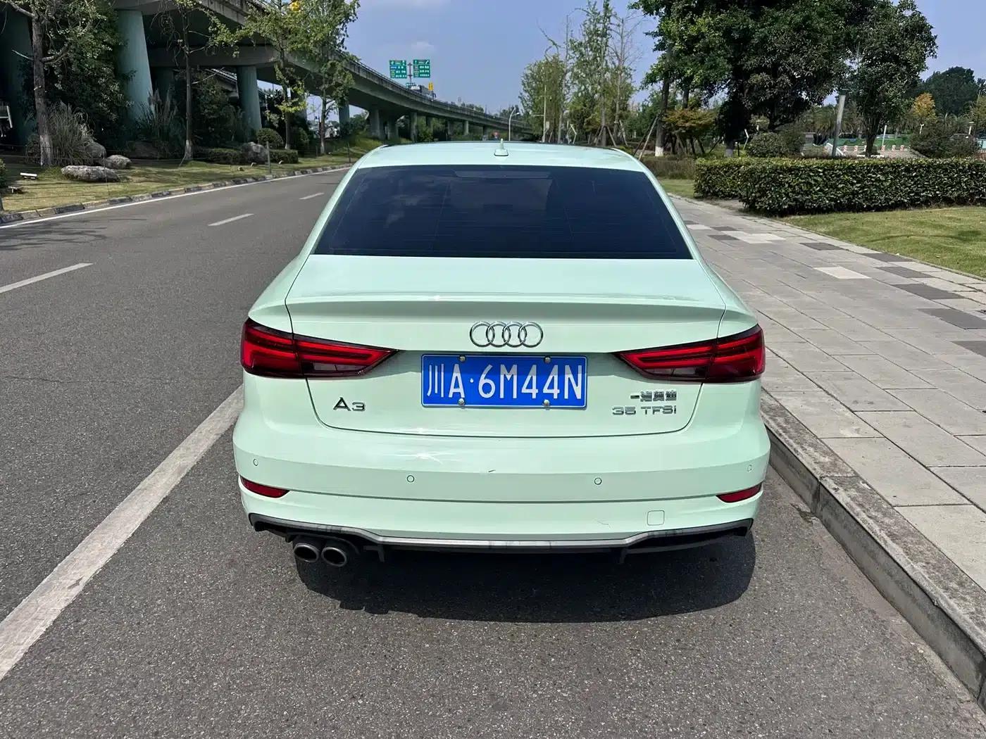 Audi A3 2018 30th Anniversary Edition Limousine 35 TFSI Fashion Model — миниатюра 4