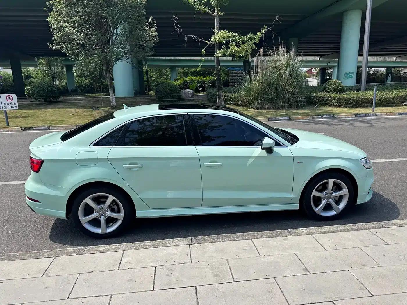 Audi A3 2018 30th Anniversary Edition Limousine 35 TFSI Fashion Model — миниатюра 5