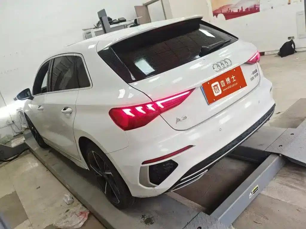 Audi A3 2023 Facelift Sportback 35 TFSI Fashion Sporty Model — миниатюра 4