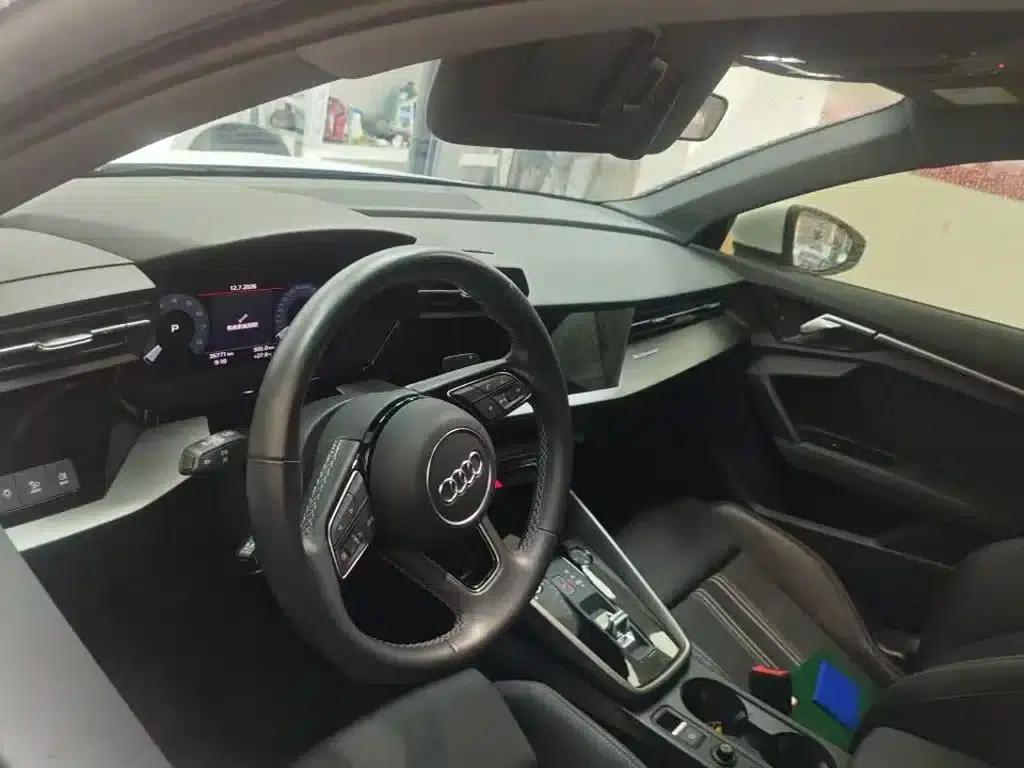 Audi A3 2023 Facelift Sportback 35 TFSI Fashion Sporty Model — миниатюра 7