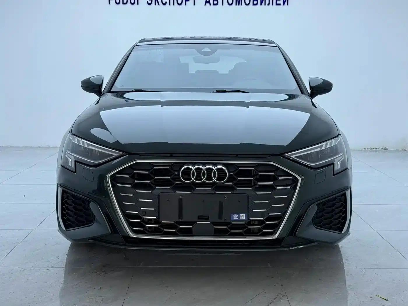 Audi A3 2022 Sportback 35 TFSI Fashion Sport — миниатюра 2