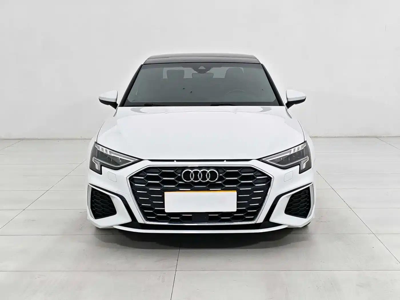 2021 Audi A3 A3L Limousine 35 TFSI Luxury Sport — миниатюра 2