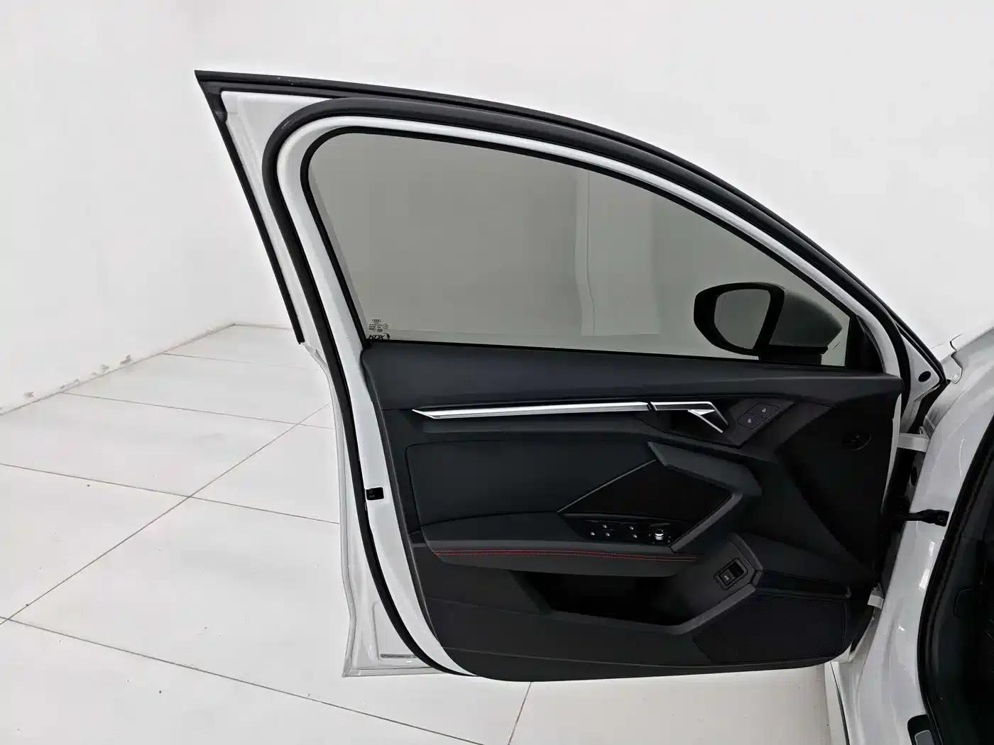 2021 Audi A3 A3L Limousine 35 TFSI Luxury Sport — миниатюра 13