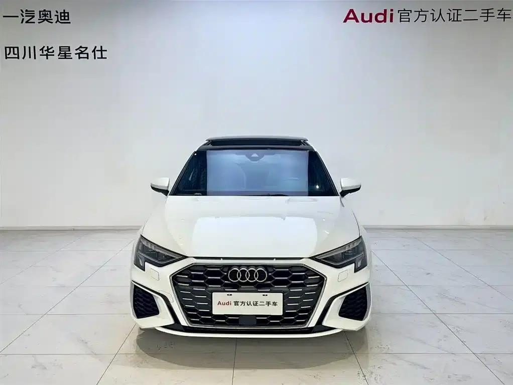 Audi A3 2022 Sportback 35 TFSI Fashion Sport — миниатюра 2