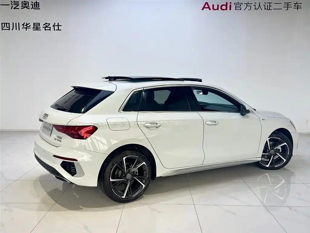Audi A3 2022 Sportback 35 TFSI Fashion Sport — миниатюра 3