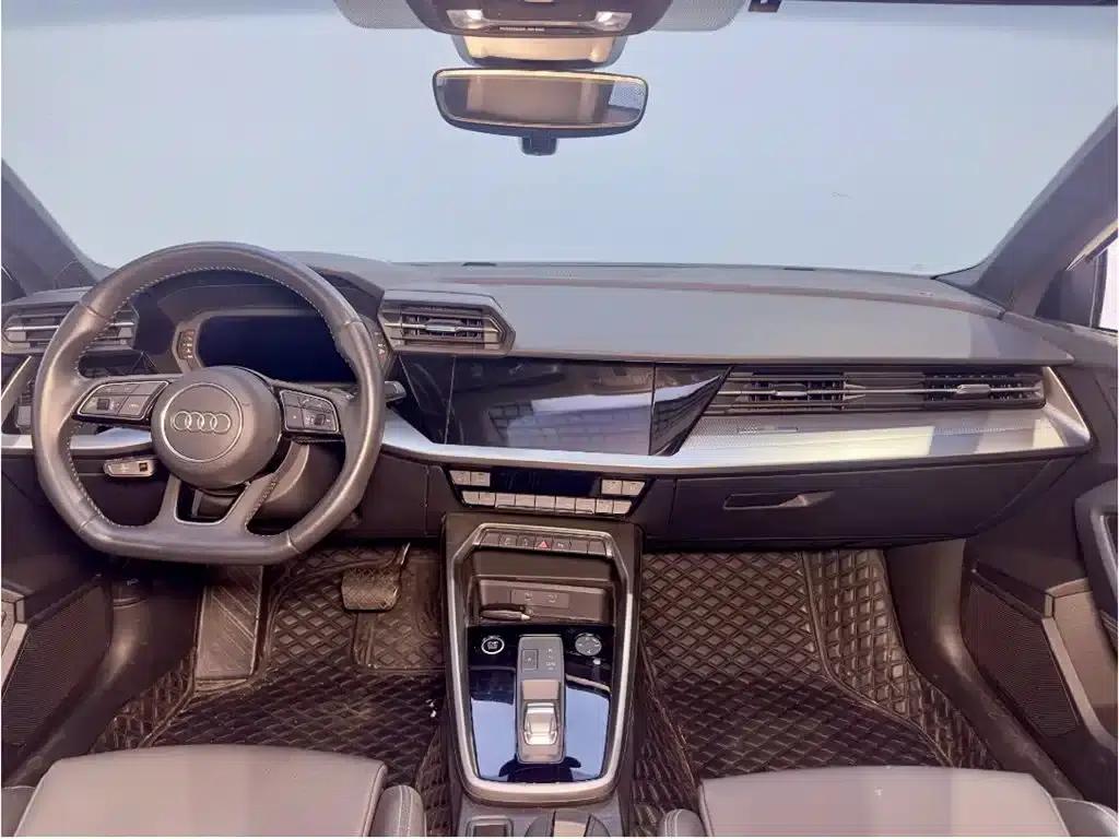 Audi A3 2022 Sportback 35 TFSI Fashion Sport — миниатюра 6