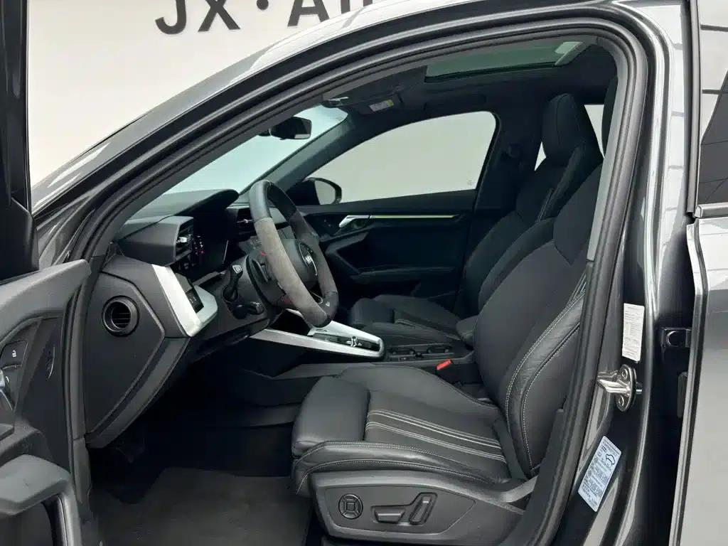 Audi A3 2021 Sportback 35 TFSI Fashion Sport — миниатюра 16