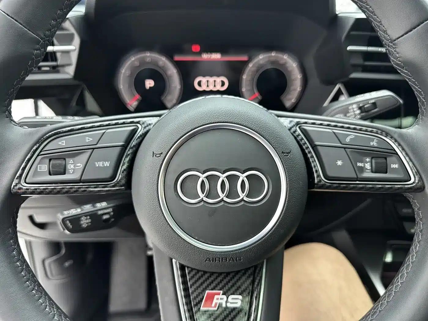 Audi A3 2024 Sportback 35 TFSI Luxury Elegance — миниатюра 13