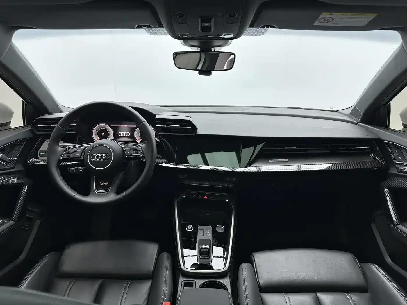 Audi A3 2024 Sportback 35 TFSI Luxury Elegance — миниатюра 7