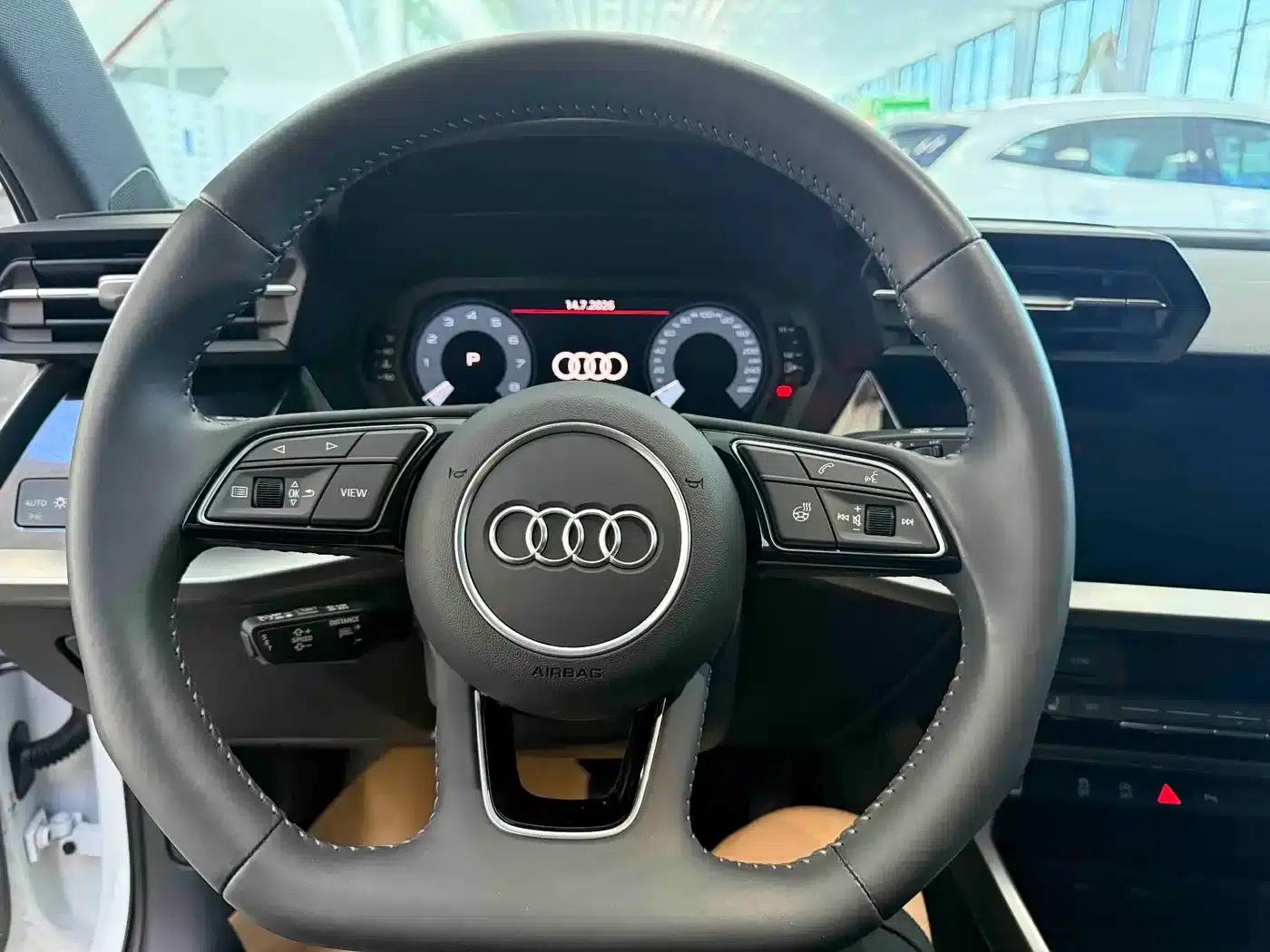 2022 Audi A3 A3L Limousine 35 TFSI Fashion Sport — миниатюра 16