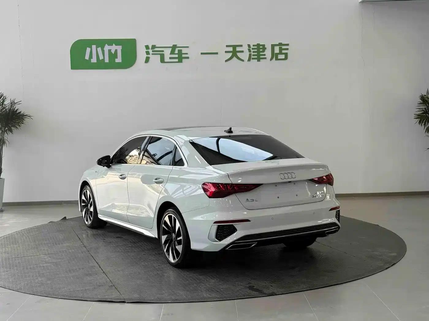 Audi A3 2023 Facelift A3L Limousine 35 TFSI Sporty Edition — миниатюра 4