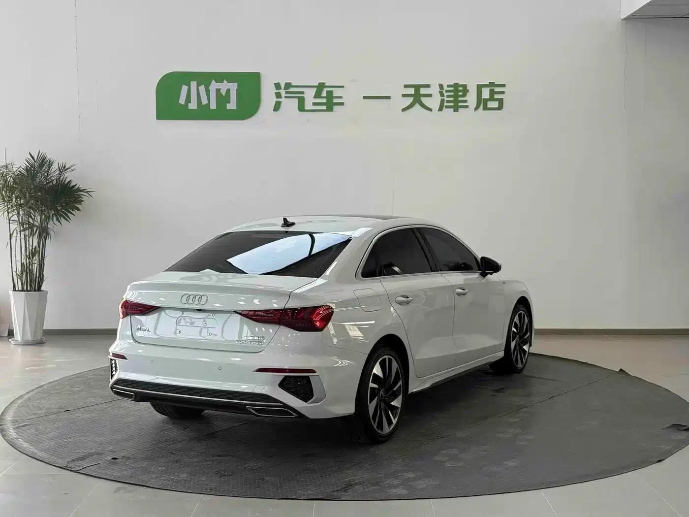 Audi A3 2023 Facelift A3L Limousine 35 TFSI Sporty Edition — миниатюра 5