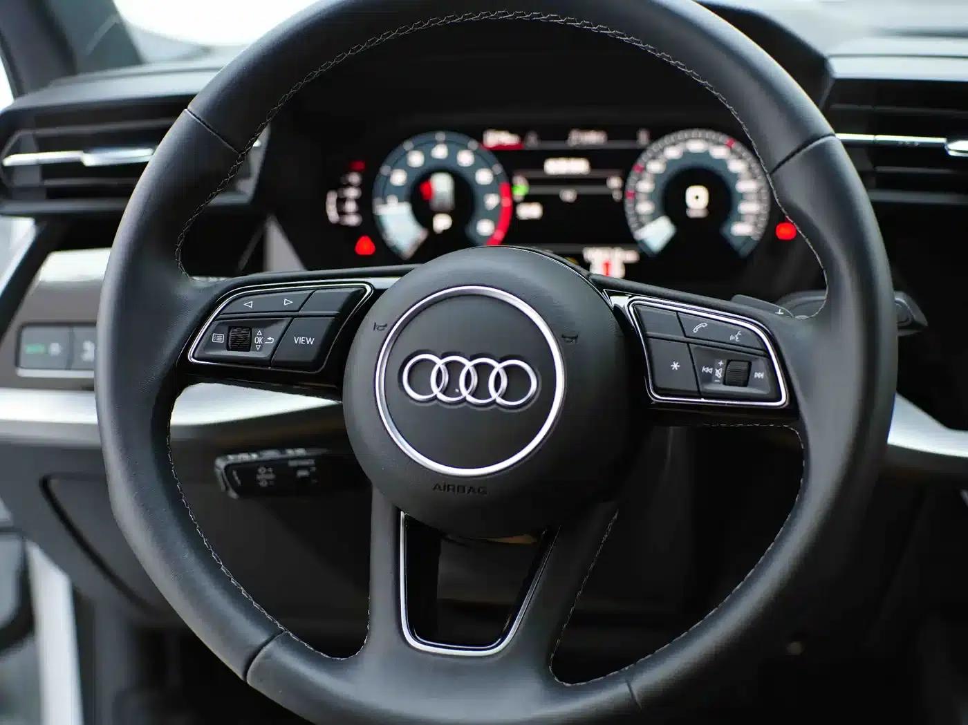 Audi A3 2023 Sportback 35 TFSI Fashion Sport — миниатюра 13