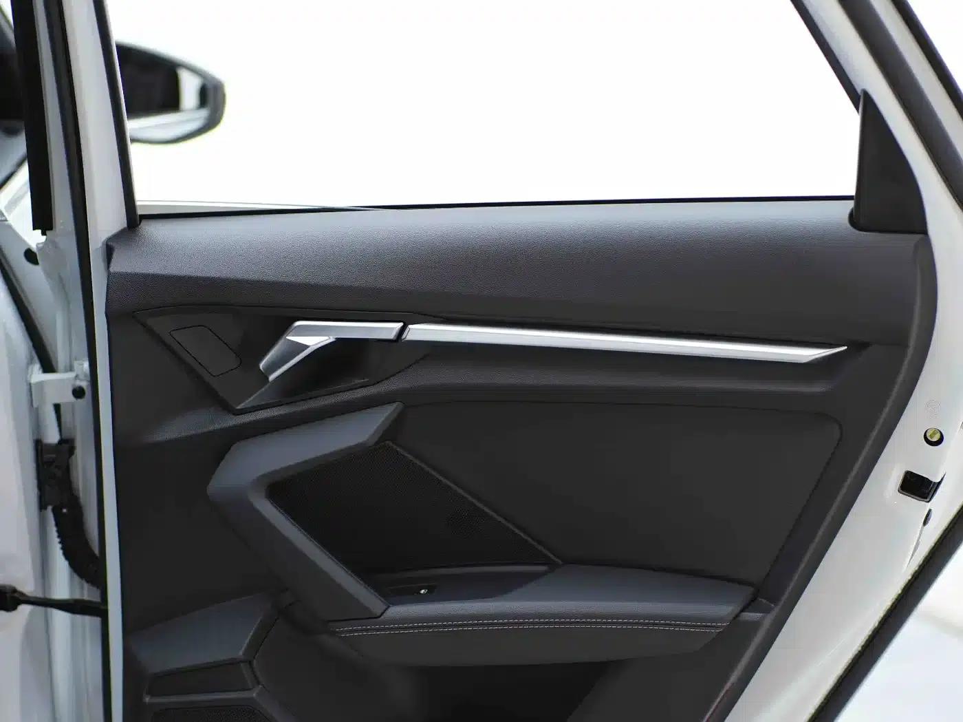 Audi A3 2023 Sportback 35 TFSI Fashion Sport — миниатюра 14