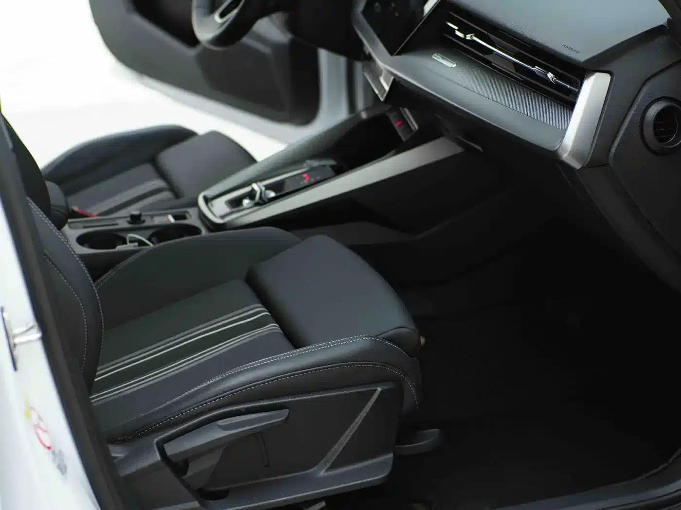 Audi A3 2023 Sportback 35 TFSI Fashion Sport — миниатюра 16