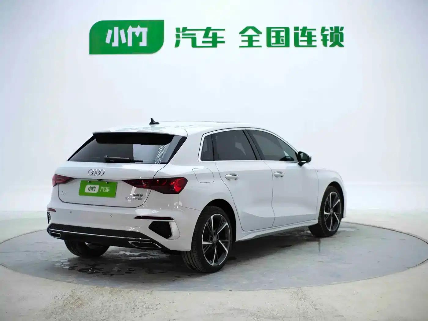 Audi A3 2023 Sportback 35 TFSI Fashion Sport — миниатюра 4