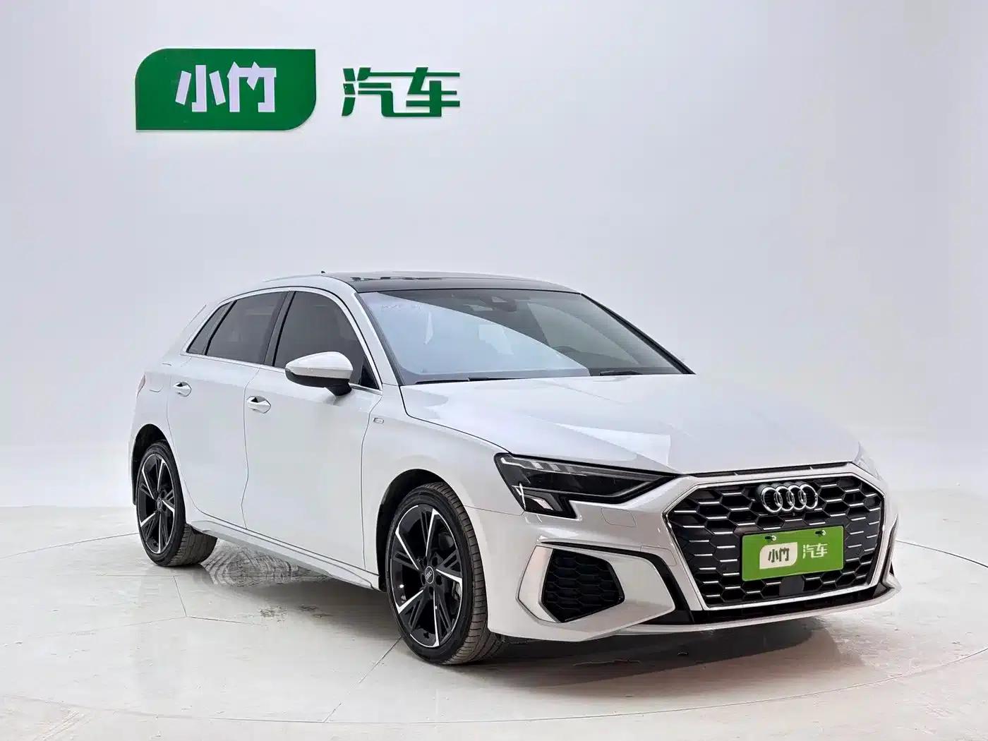 Audi A3 2022 Sportback 35 TFSI Fashion Sport — миниатюра 3