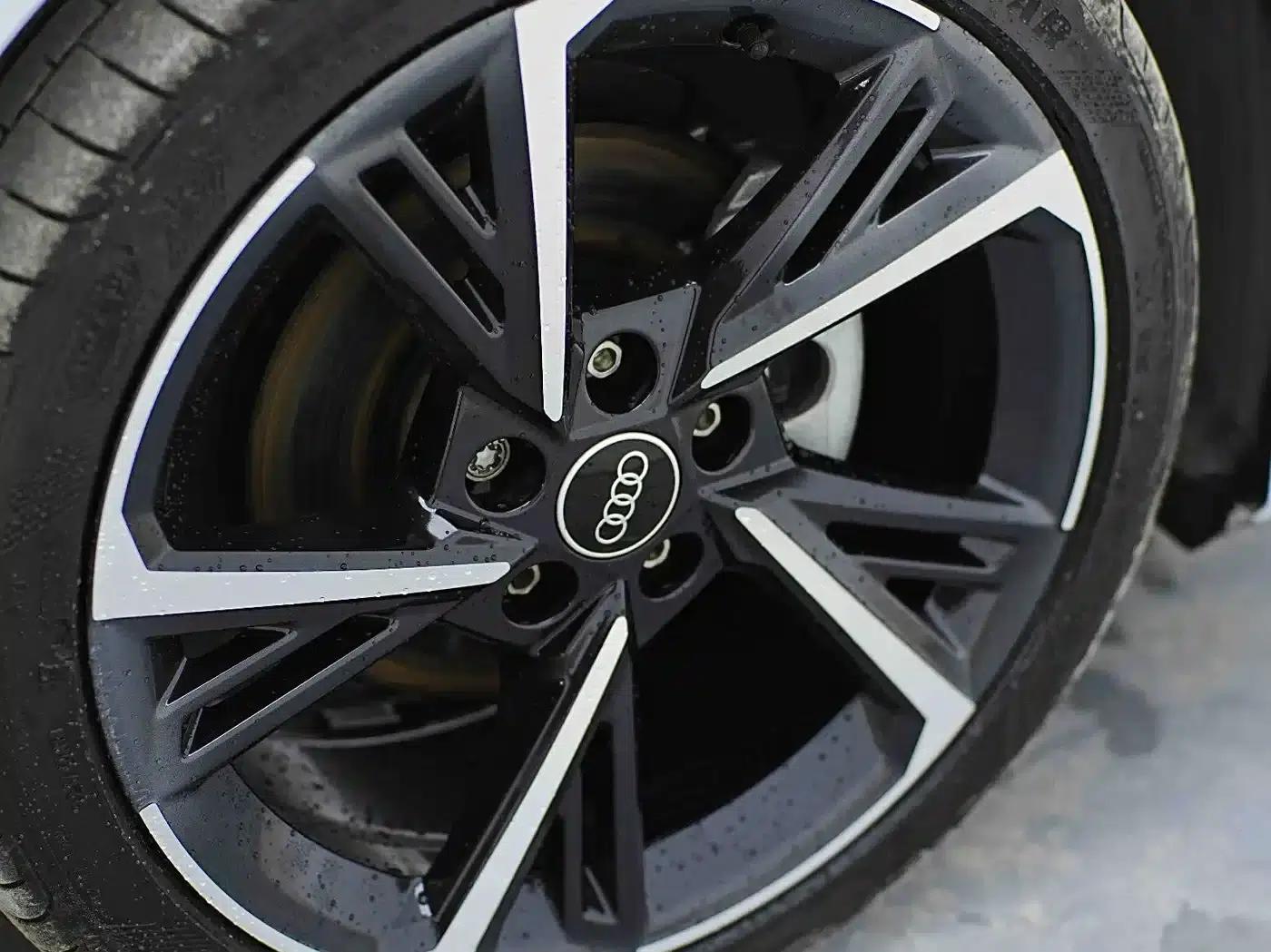Audi A3 2023 Sportback 35 TFSI Fashion Sport — миниатюра 12