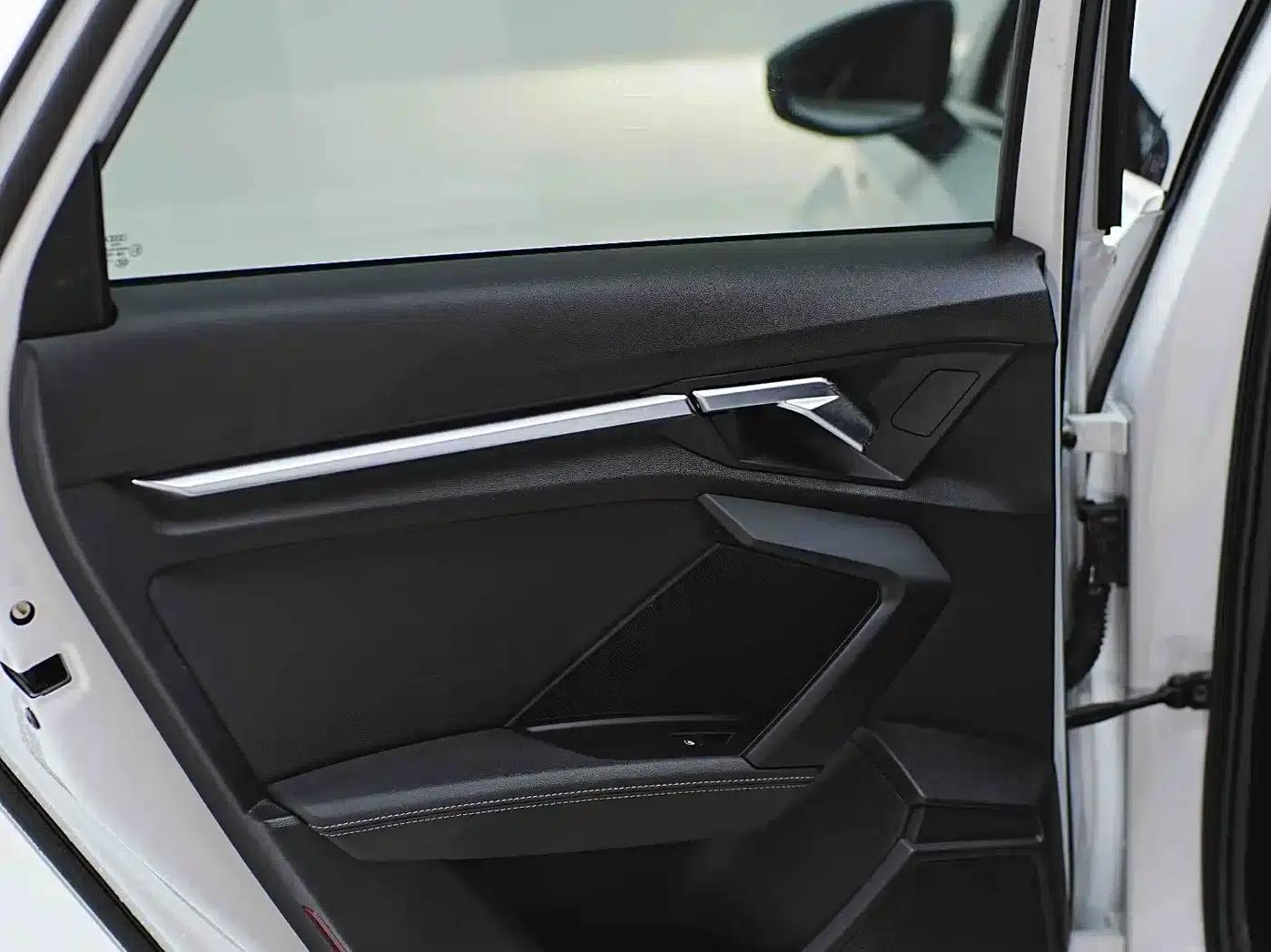 Audi A3 2023 Sportback 35 TFSI Fashion Sport — миниатюра 13
