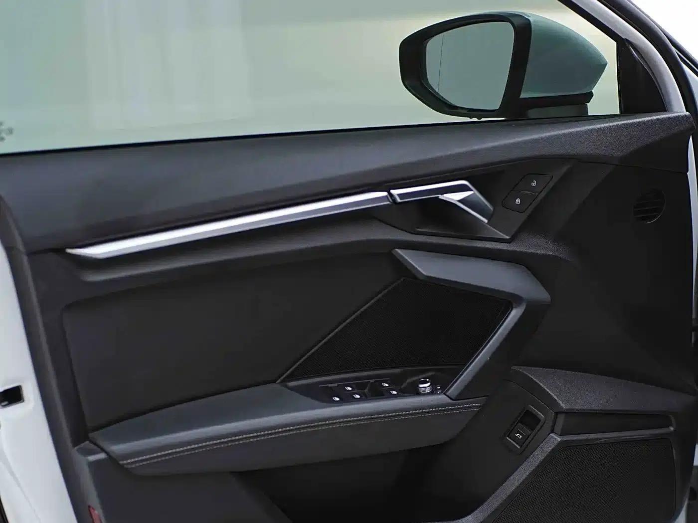 Audi A3 2023 Sportback 35 TFSI Fashion Sport — миниатюра 18